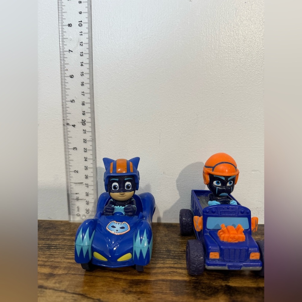 PJ Masks Cars - Picture 2 of 4